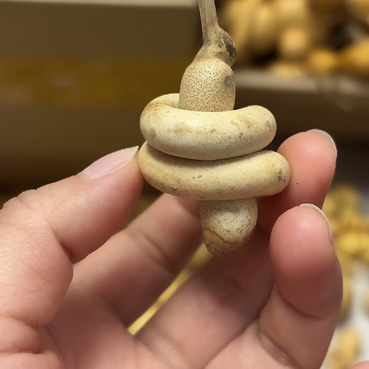 缘***。一把葫芦便宜漏了