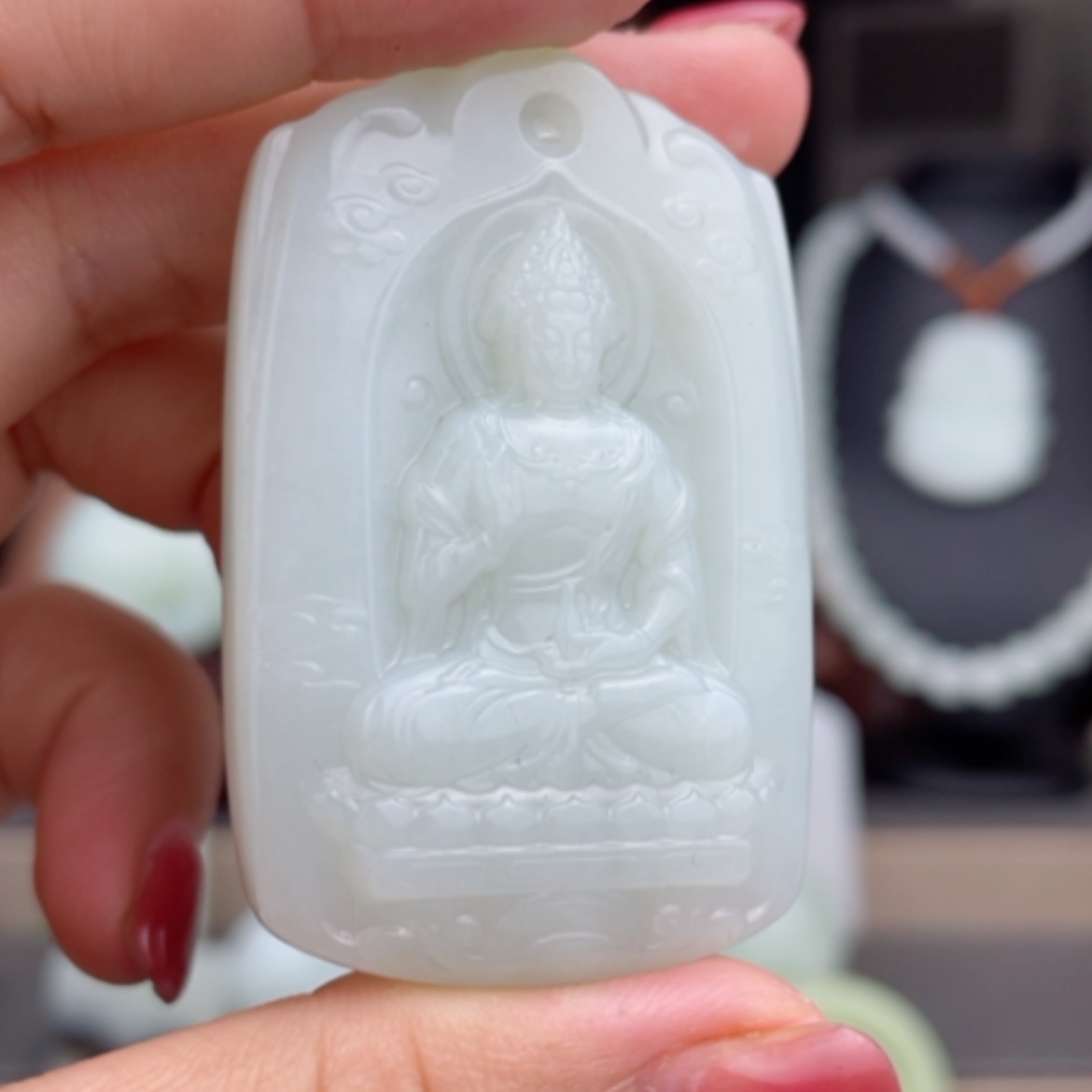 【闪购商品】颈饰未镶嵌和田玉