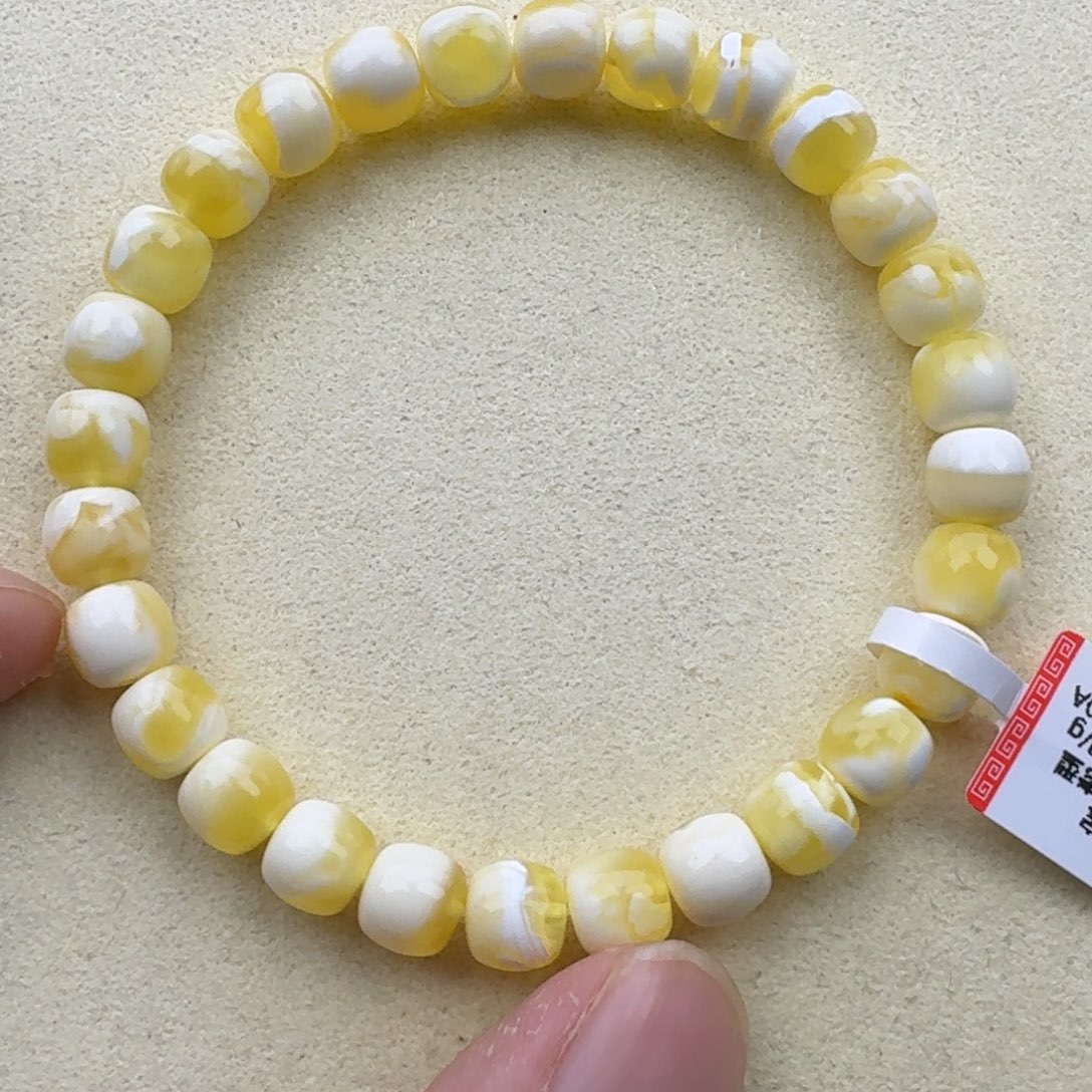 琥珀手链未镶嵌往**风蜜蜡手串