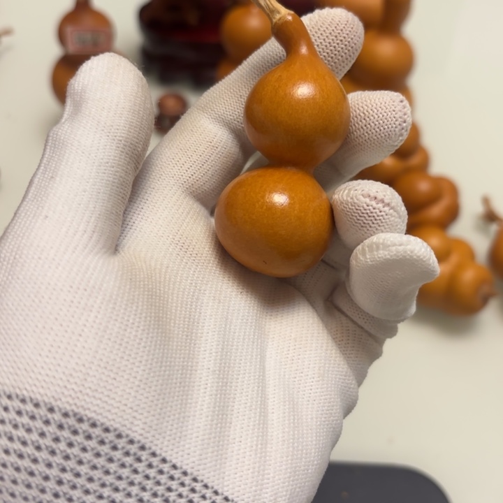 小****天然手捻老皮葫芦