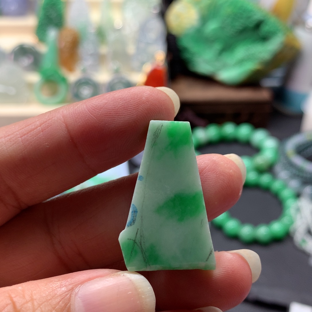 未镶嵌定制翡翠翡翠