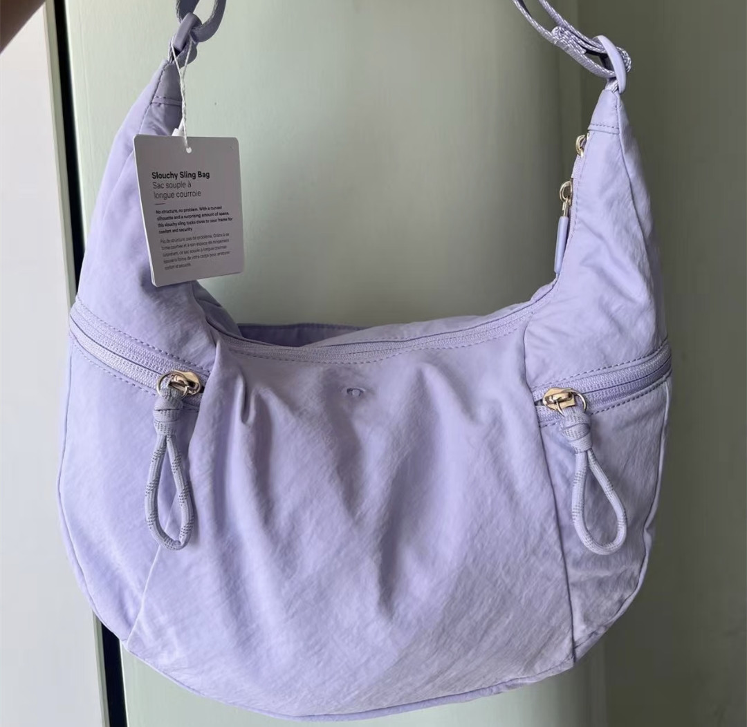 lulu牛角包防水瑜伽包腋下包Slouchy百搭大容量饺子包网红小众