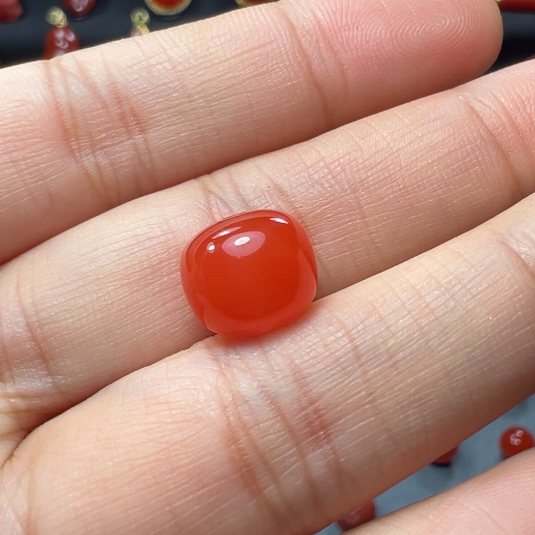 南红玛瑙珠子未镶嵌
