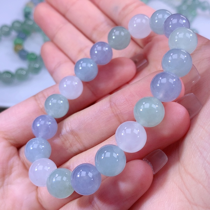 翡翠手链未镶嵌翡翠