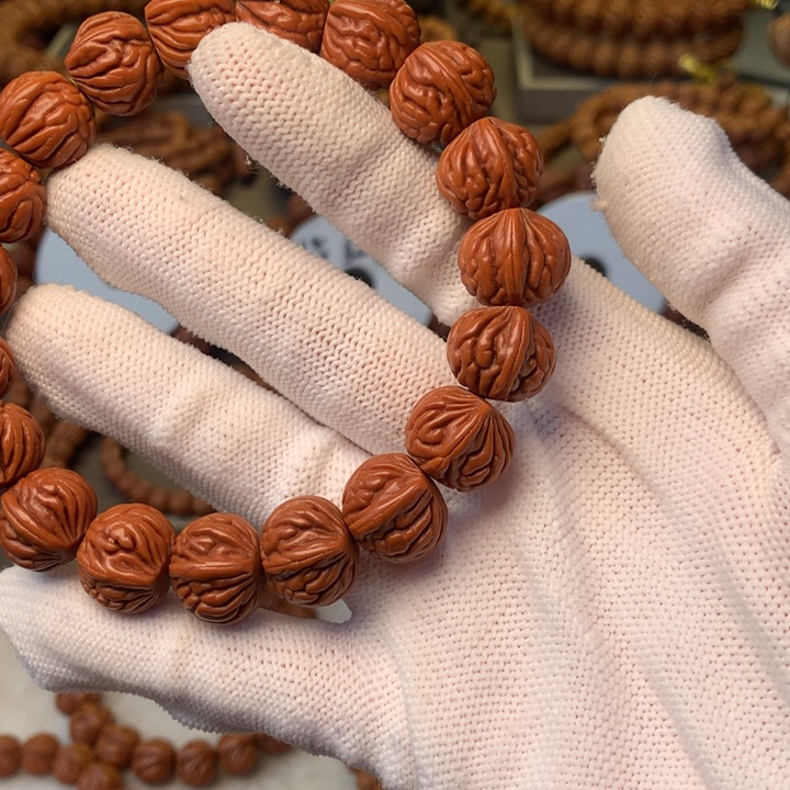 o***语手串桃核秦岭龙纹