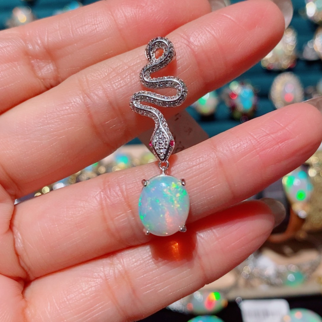 欧泊欧泊吊坠银S925镶嵌