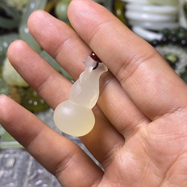 岫玉岫玉颈饰未镶嵌