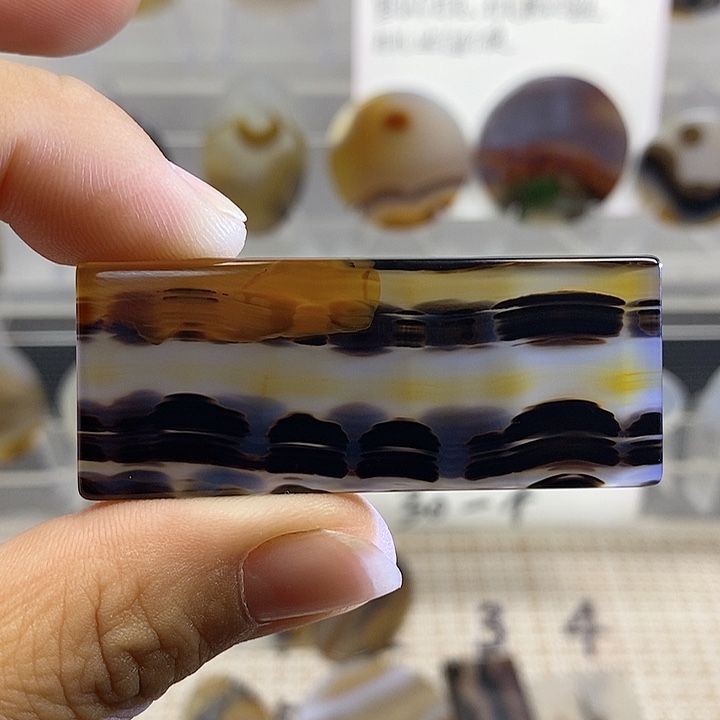 未镶嵌颈饰玛瑙/玉髓