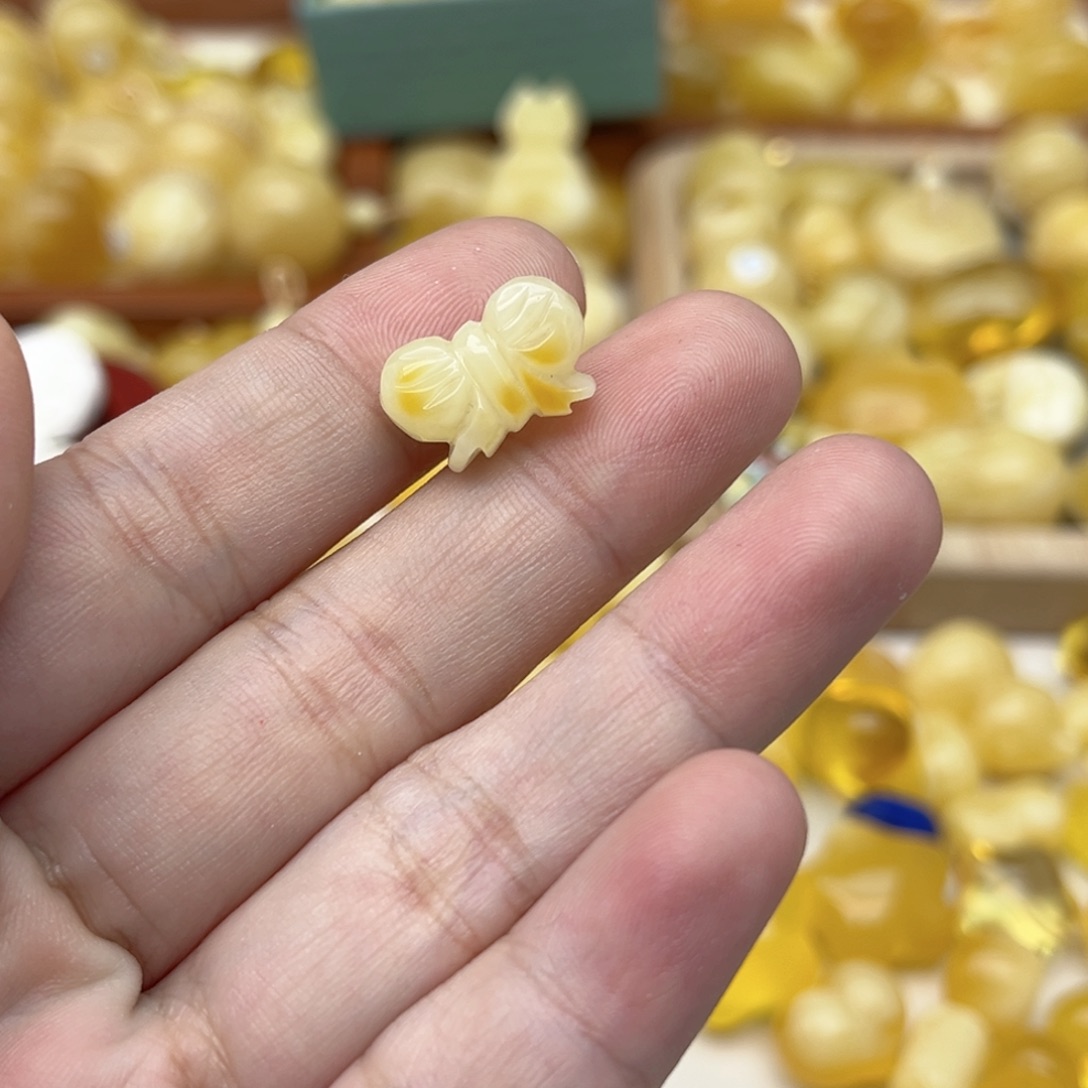 裸石蜜蜡未镶嵌天然