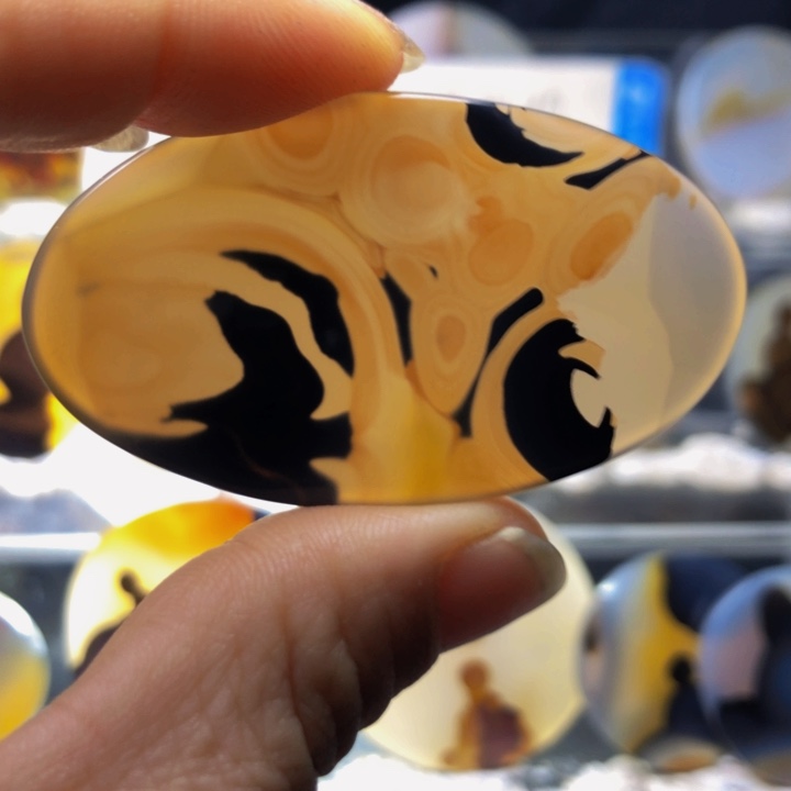 合金玛瑙/玉髓珠宝奇石87