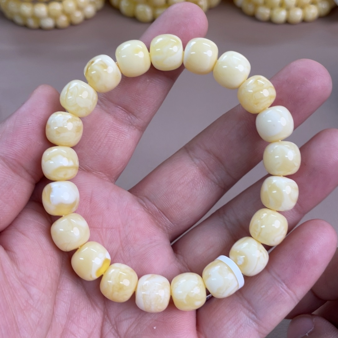 琥珀裸石未镶嵌0280000000000