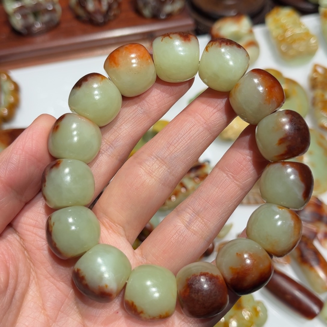 岫岩河磨玉（透闪石质玉）手串未镶嵌情*浓