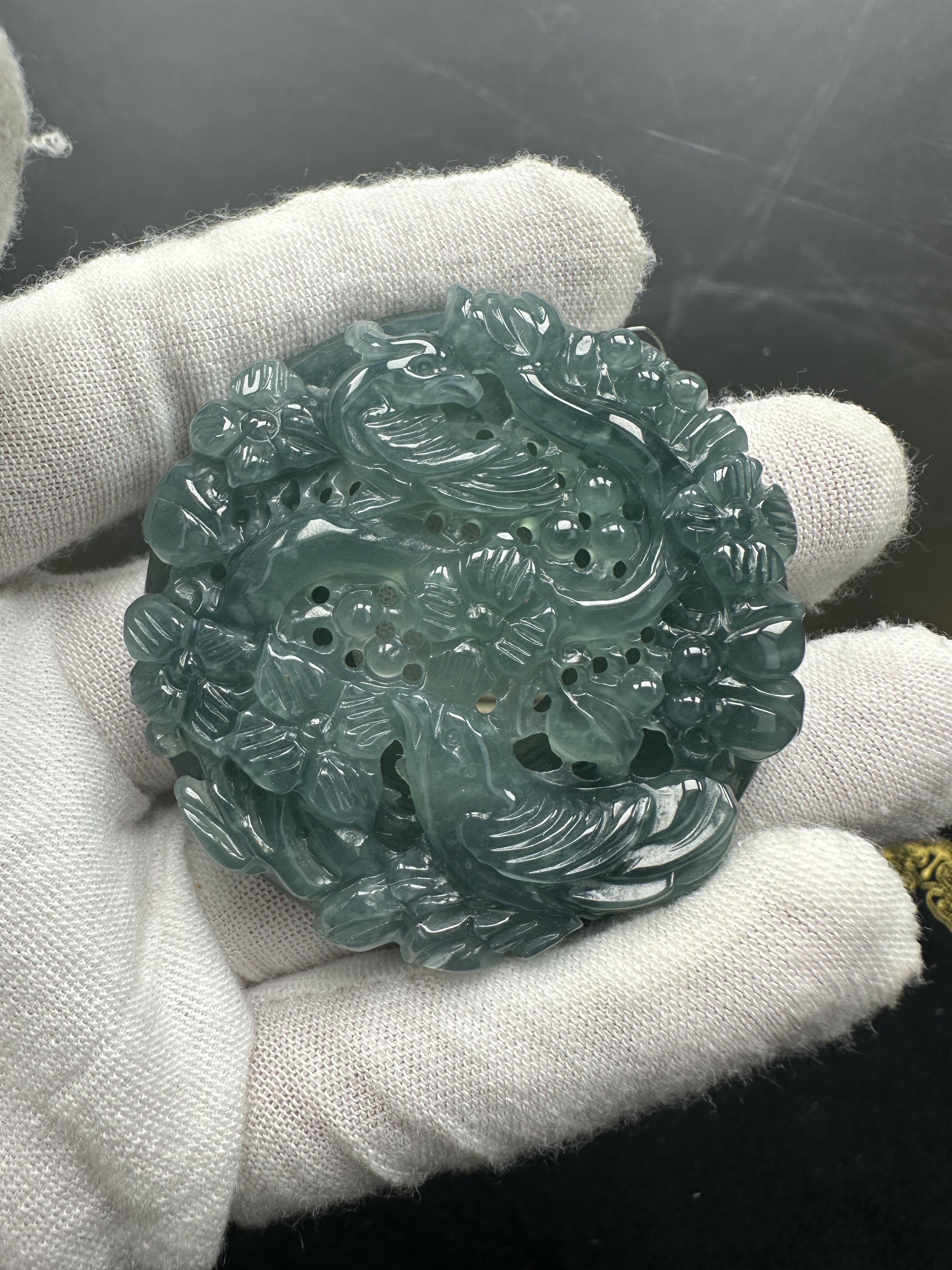 天然翡翠A货 喜上眉梢挂件 标准三件套（盒子 绳子 证书）