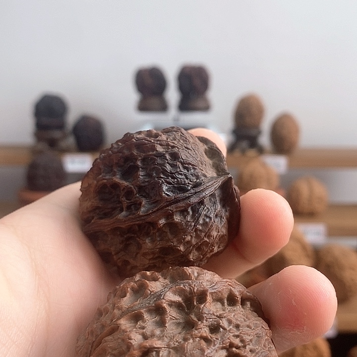 文玩核桃B件荔枝三棱