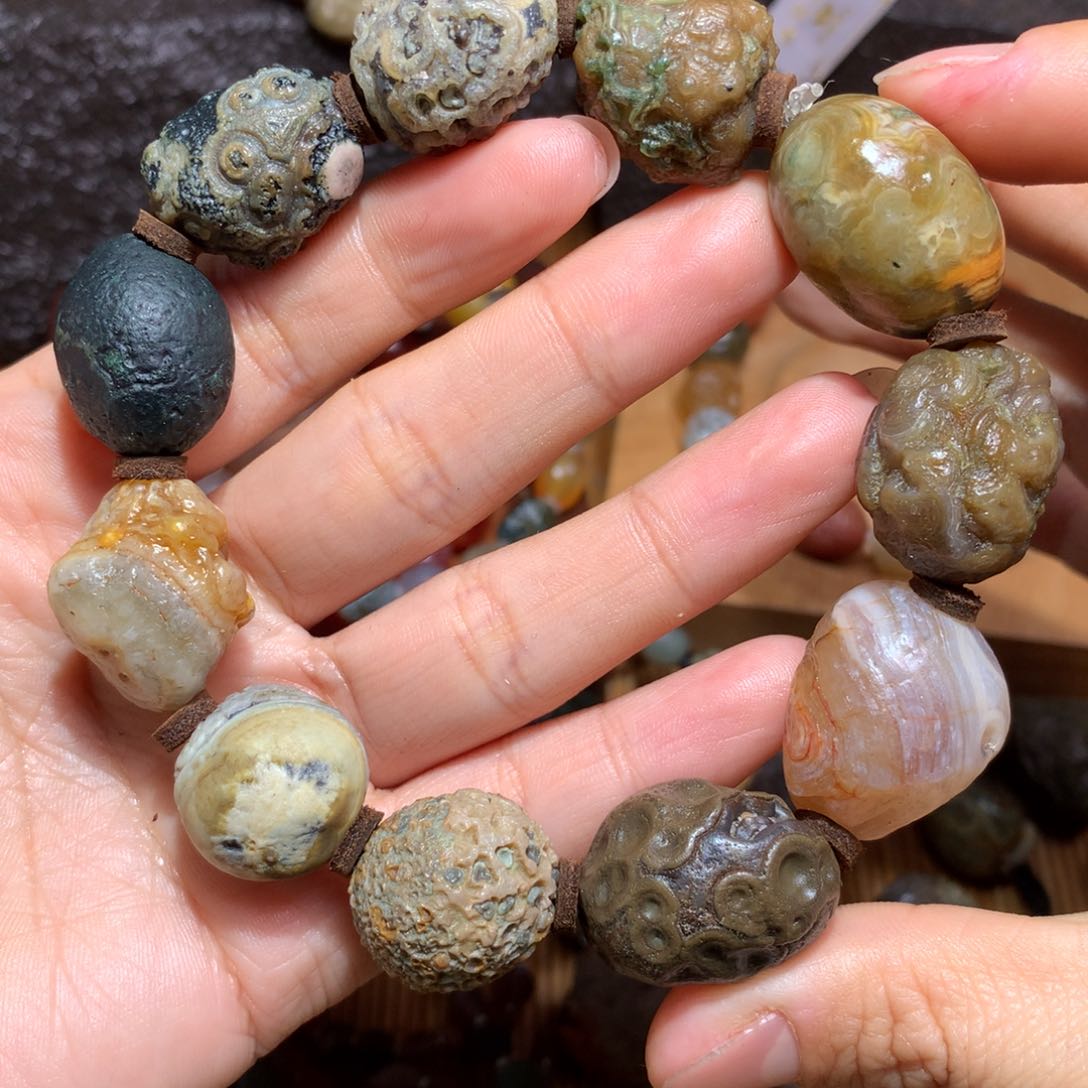 未镶嵌玛瑙/玉髓珠宝半成品