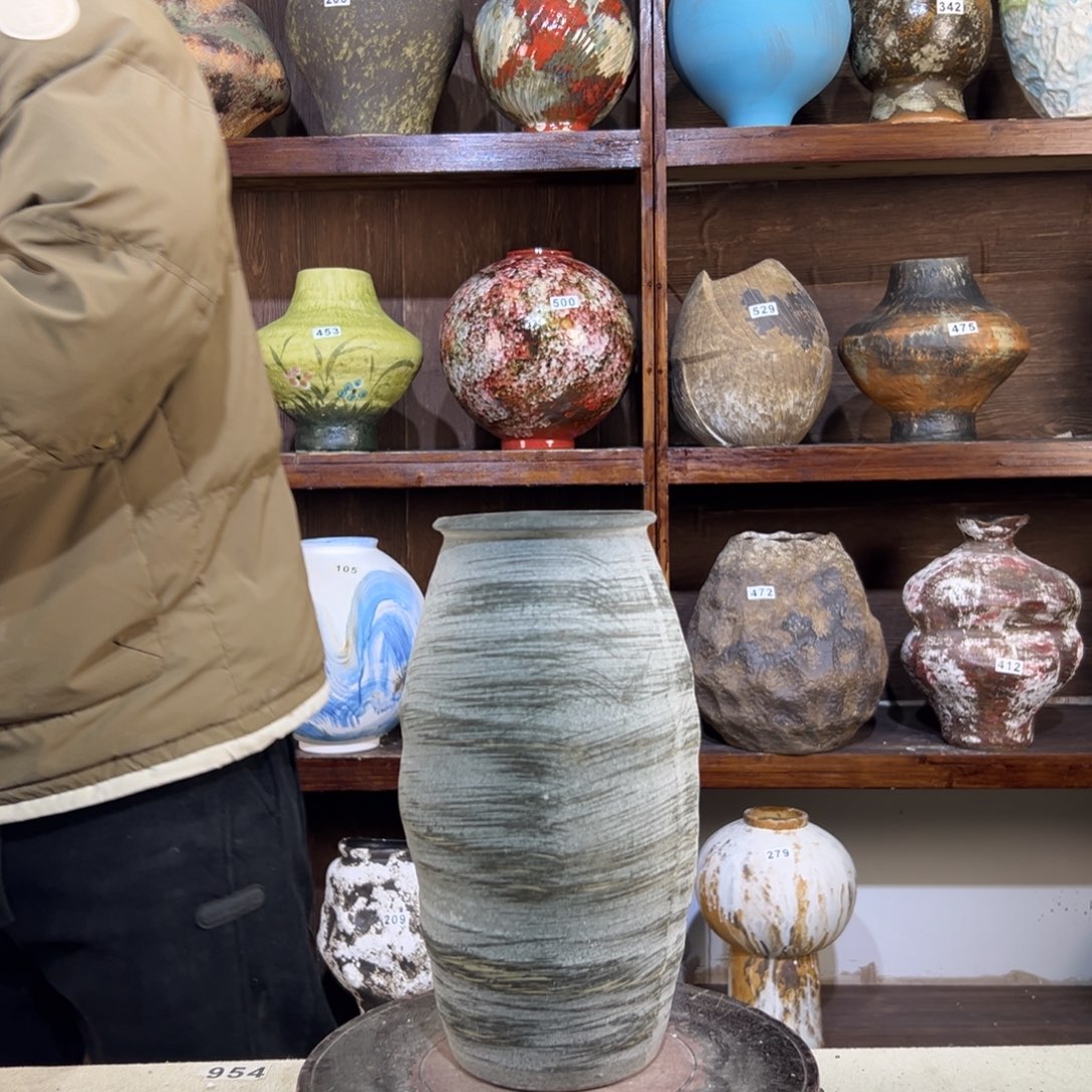 摆件578华庭街上釉彩票店