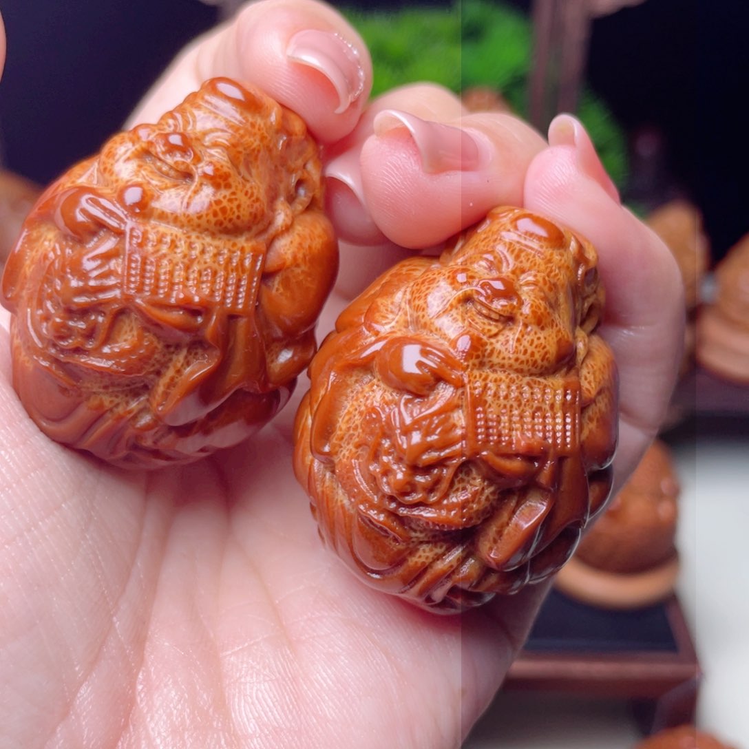 吊坠橄榄核龙财手球