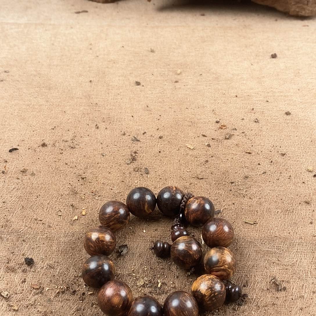 木过****天黄花梨随形料子