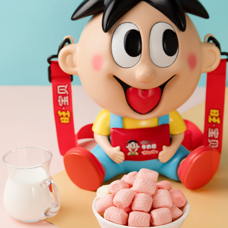 太可爱了！太可爱了！全球限定“旺宝宝”牛奶糖礼盒斜挎小朋友礼物