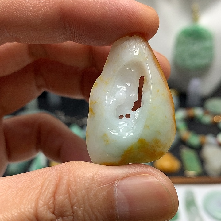 翡翠未镶嵌颈饰天然A货翡翠