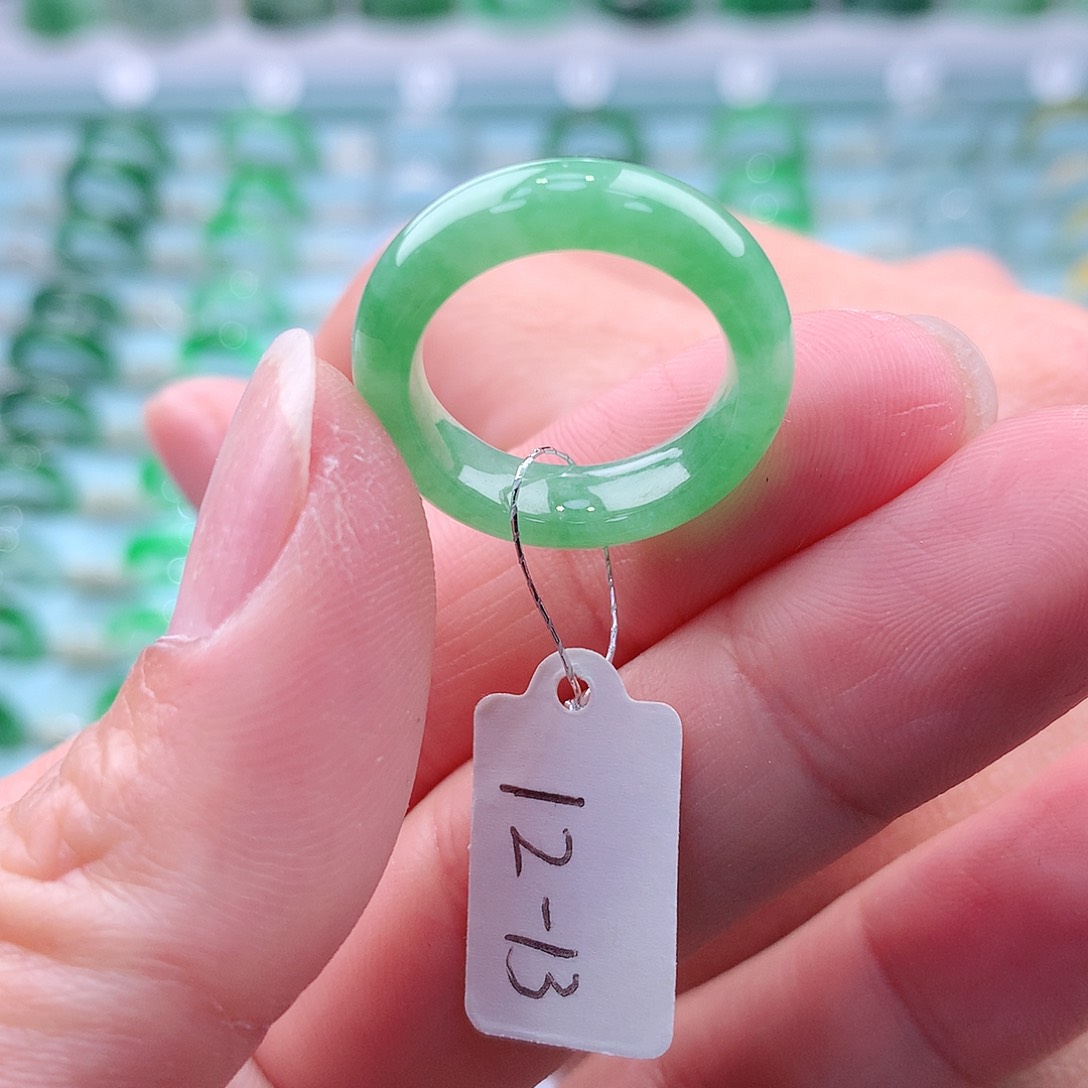 翡翠戒指未镶嵌A货缅甸翡翠