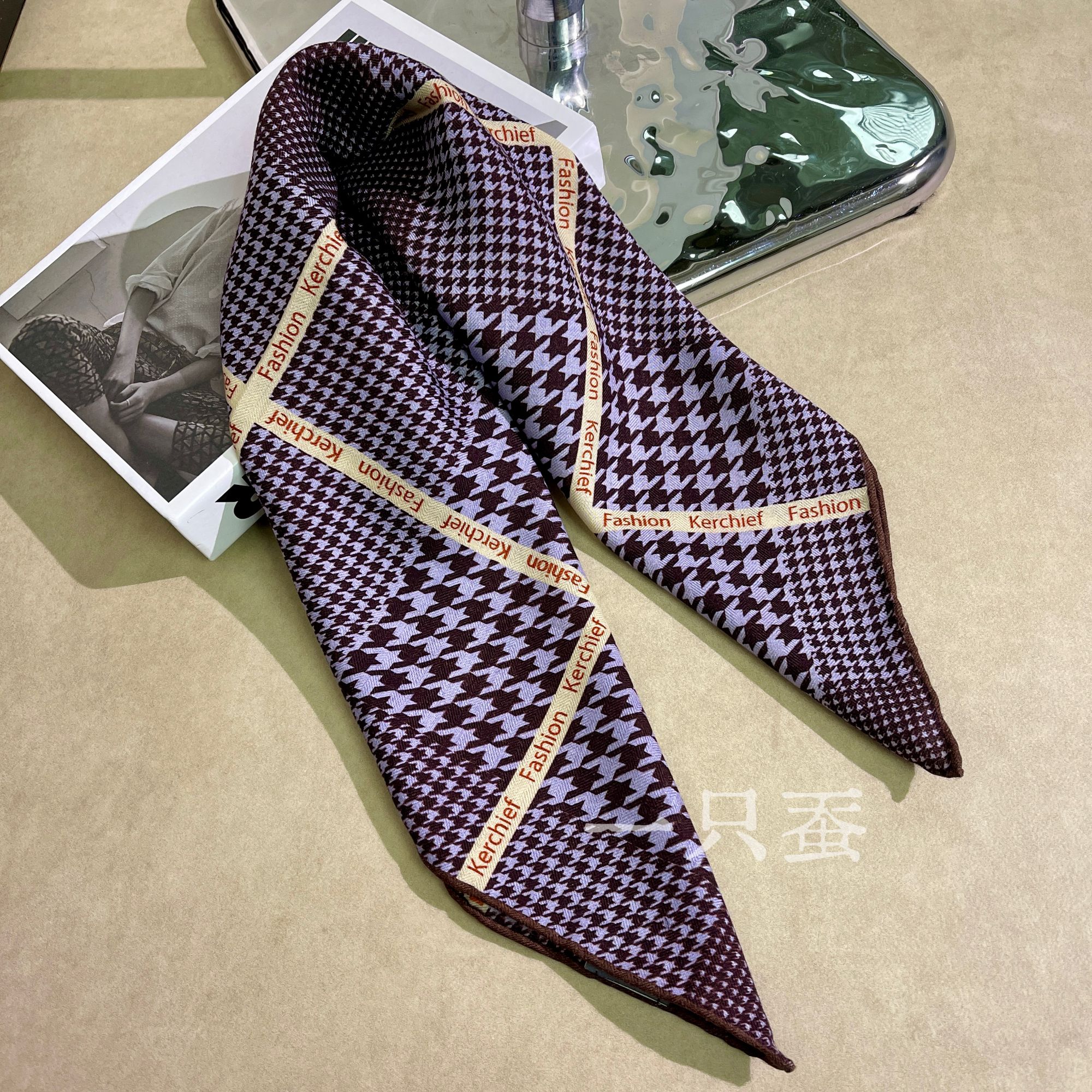 老钱风桑蚕丝羊毛新年围巾女秋冬新款丝毛丝巾高级感系脖小方巾65