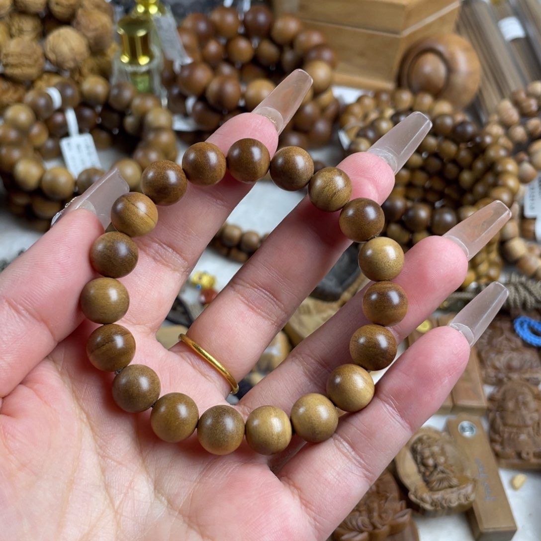 檀香木?*莱/老山檀香1.0横纹