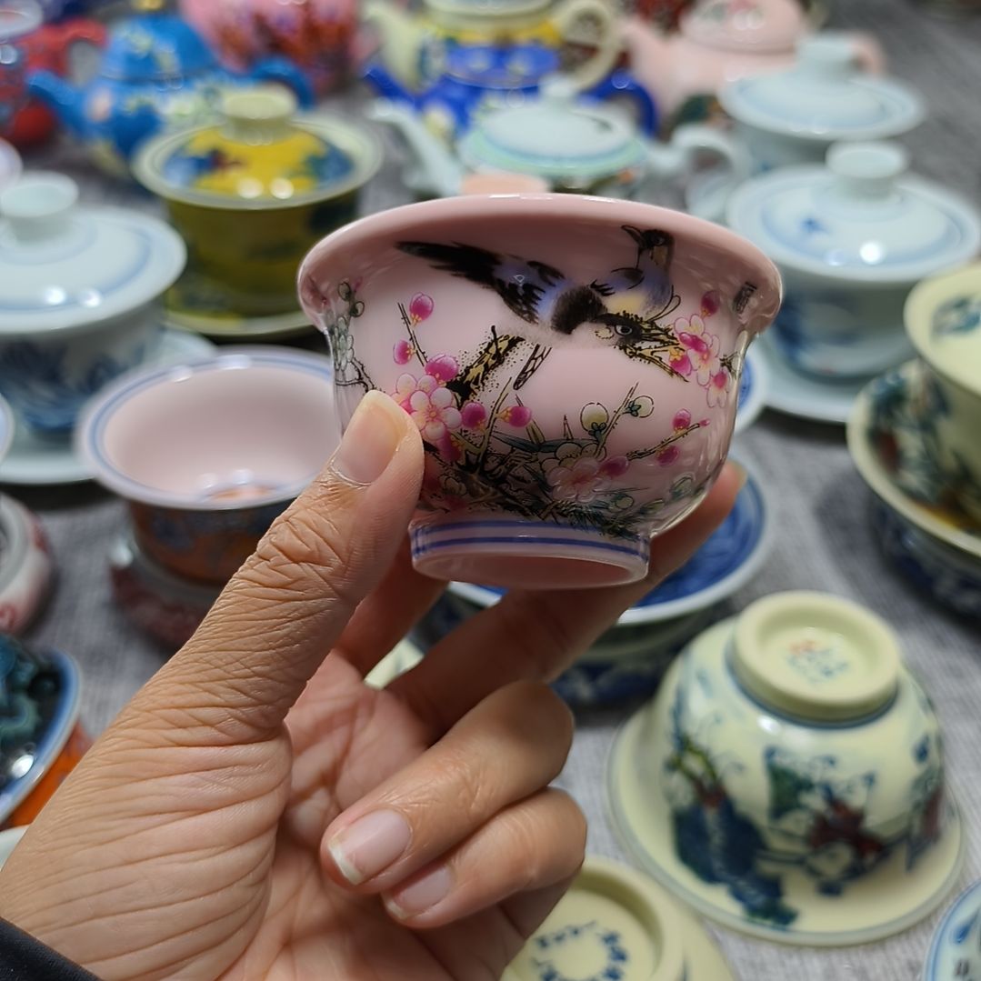 摆件瓷哈哈哈哈嗝哈哈哈哈