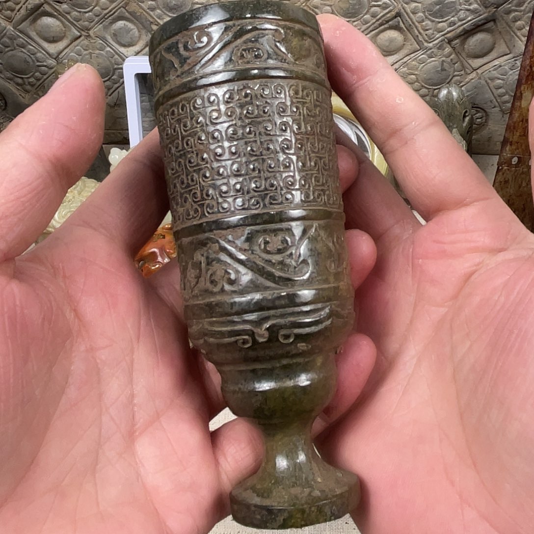 未镶嵌和田玉（糖玉）挂件林*