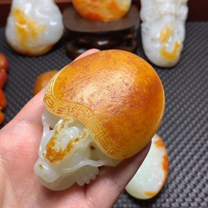 玉精品龙龟手把件1