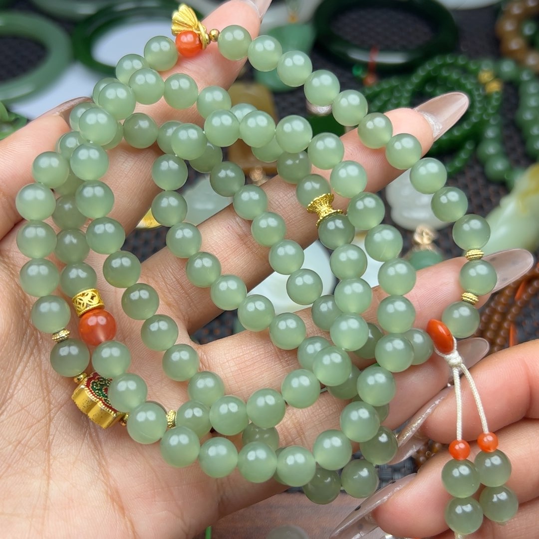 和田玉吊坠未镶嵌