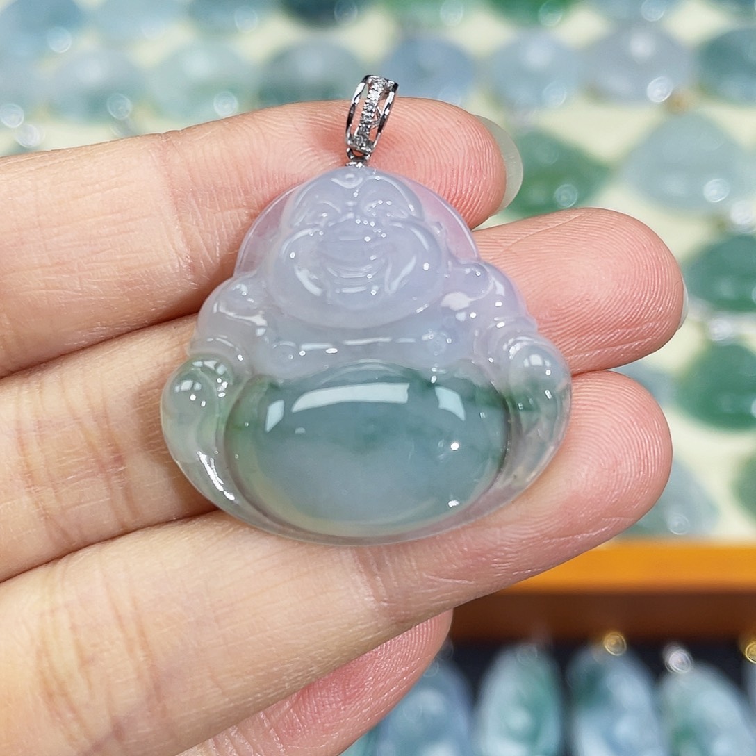 翡翠颈饰18K金镶嵌吊坠