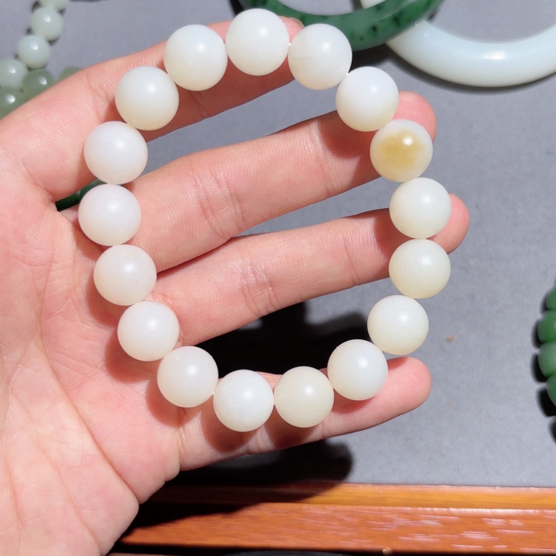 和田玉手链未镶嵌