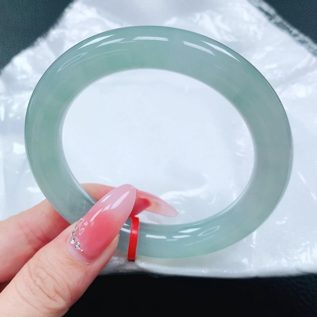 缅甸天然翡翠圆条手镯55圈口