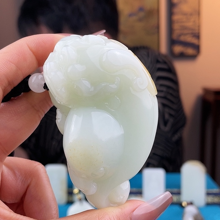 和田玉颈饰未镶嵌