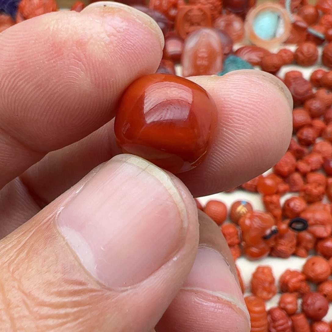 南红玛瑙未镶嵌配饰