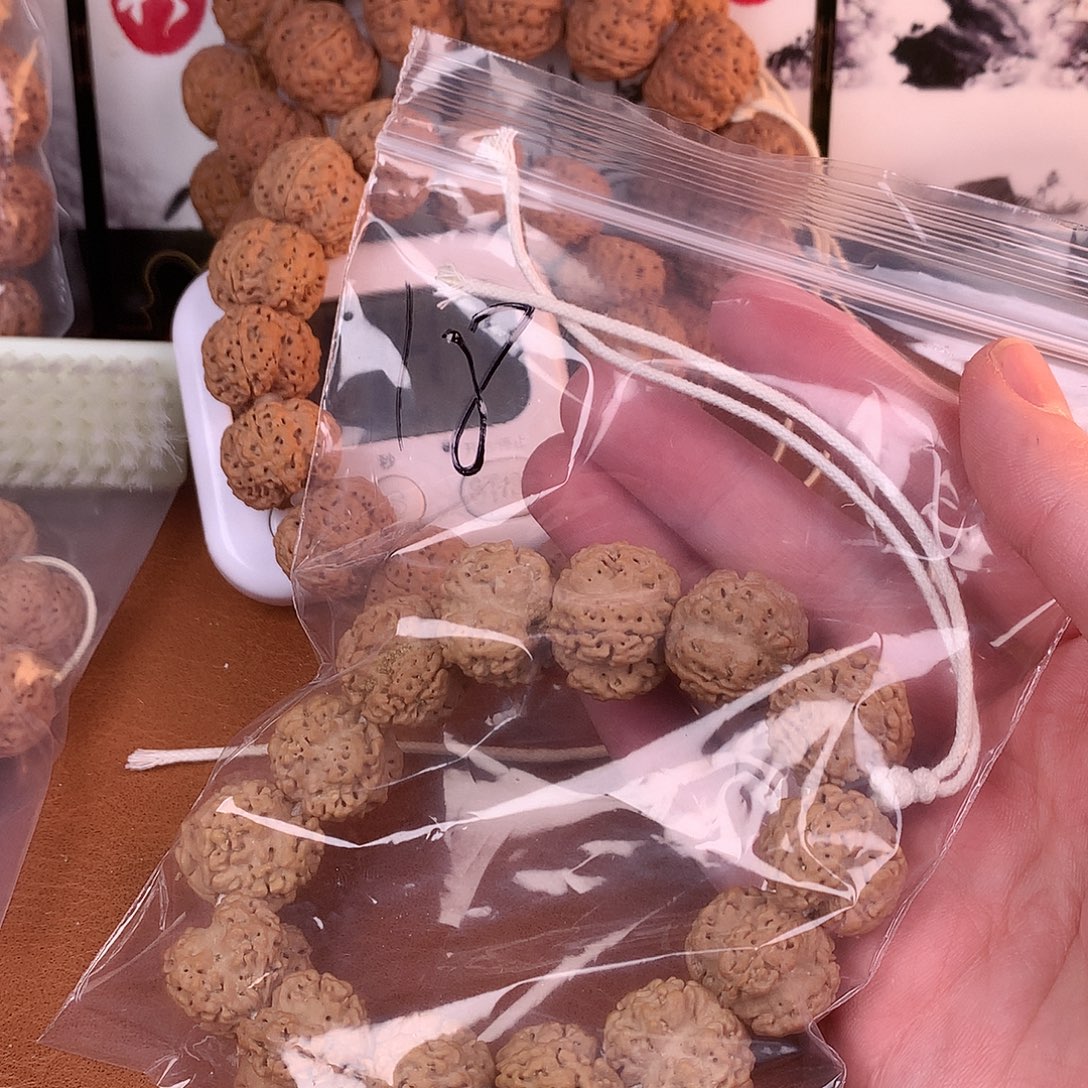 ****"手串金刚菩提18呜呜呜