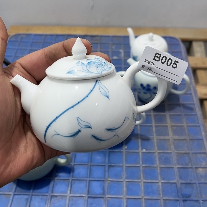 茶具默认微瑕瓷器、茶具、壶、摆件，介意勿拍 