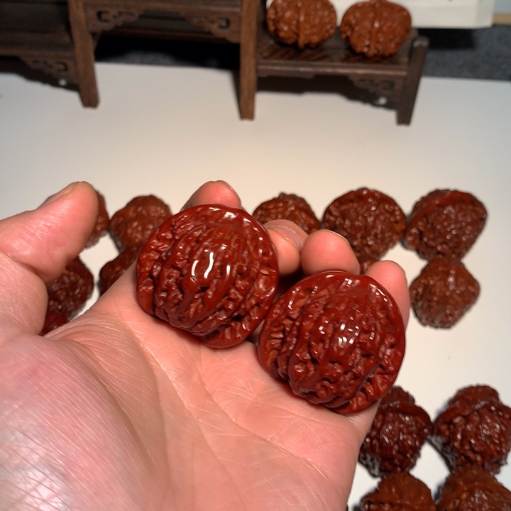 c***j桃核吊坠虎头8WCH#00#