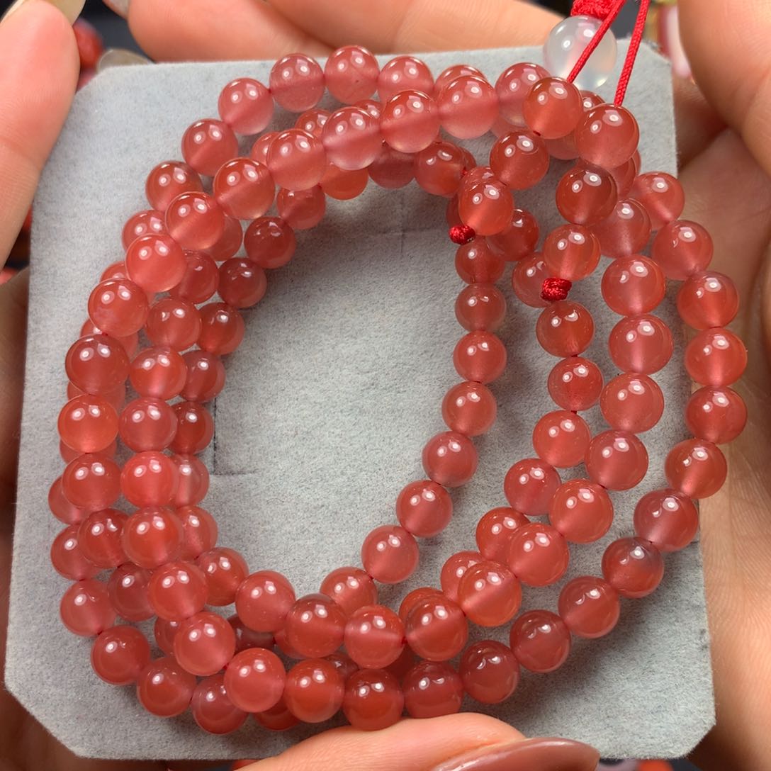 南红玛瑙手串未镶嵌