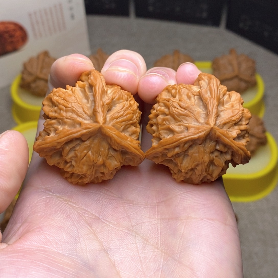 @***凯吊坠文玩核桃盘山三棱40微修打底