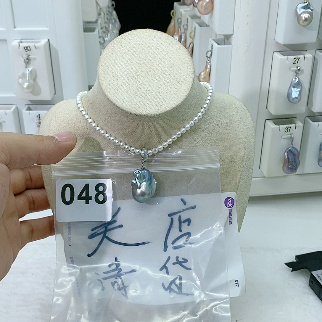 淡水珍珠颈饰合金