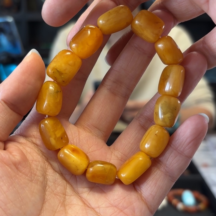 蜜蜡未镶嵌颈饰蜜蜡