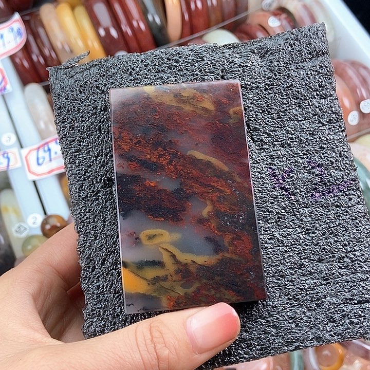 石英质玉颈饰未镶嵌花***馋