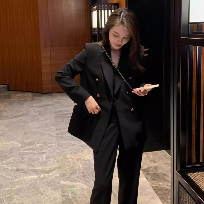 【小A穿搭】2025秋季新款时尚显瘦百搭西服双排扣气质黑色西装外套