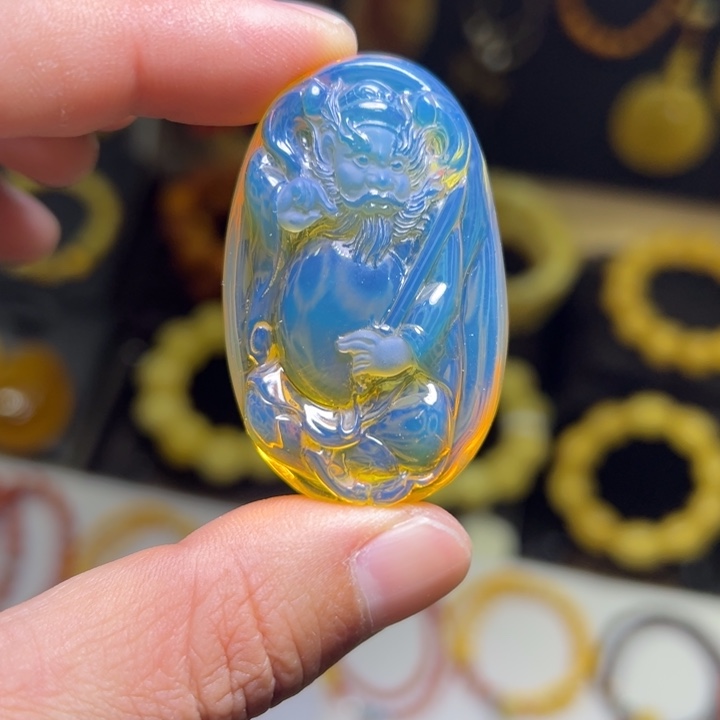 琥珀颈饰未镶嵌琥珀吊坠