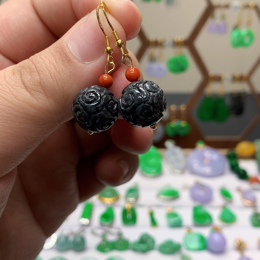 未镶嵌翡翠耳饰天然翡翠耳饰