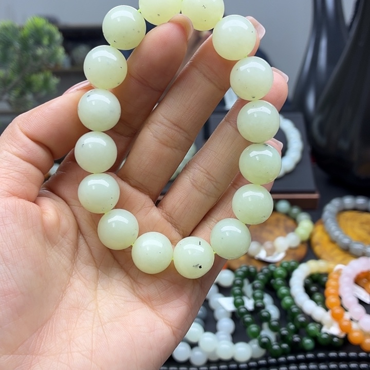 和田玉未镶嵌手串