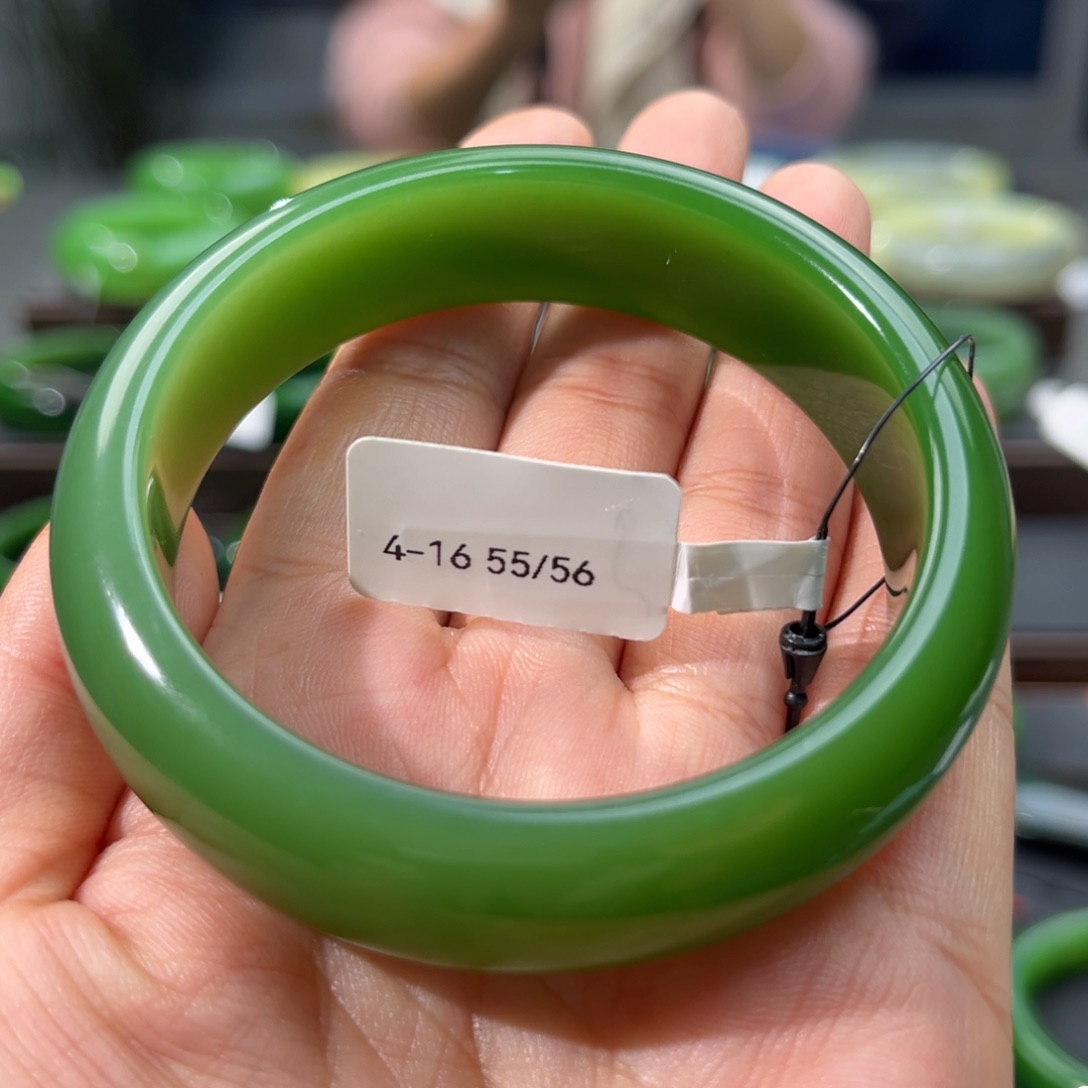 和田玉（碧玉）手镯未镶嵌