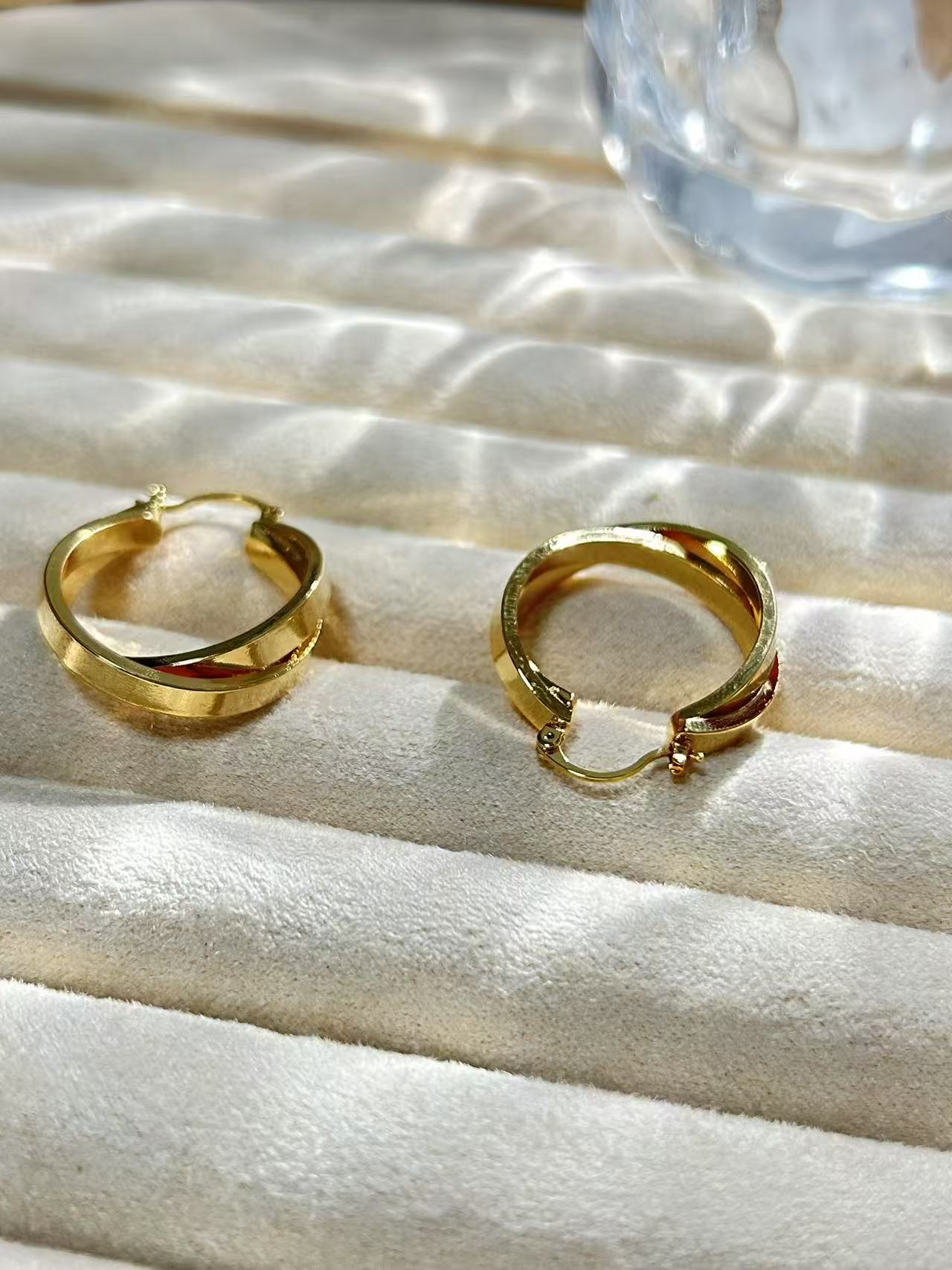 铜合金耳饰 狂飙陈书婷同款耳环几何圆圈高级感金属耳饰耳扣耳圈